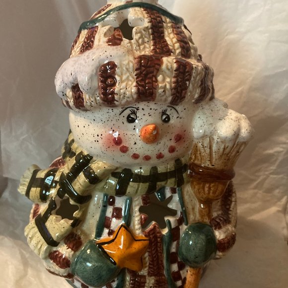 SNOWMAN COLLECTORS WILL LOVE THIS CUTE SNOWMAN NEW - Picture 2 of 3